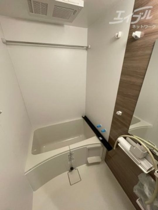 セレニテ新大阪グランデミリューの風呂