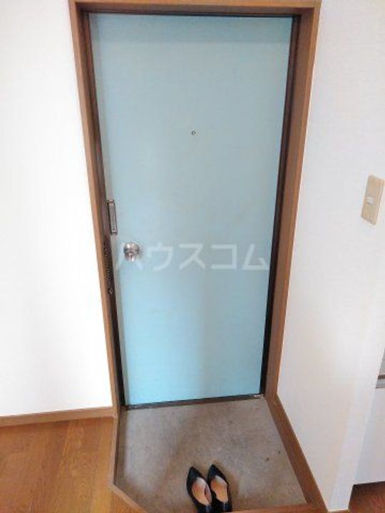 板橋ビルの玄関