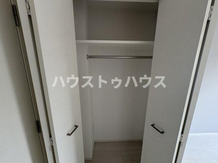 ALTERNA池袋EASTの内装