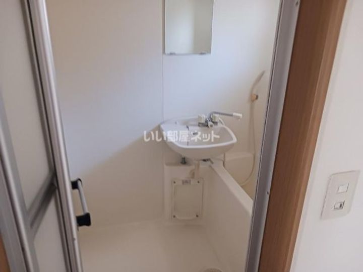 N3(エヌスリー)の内装