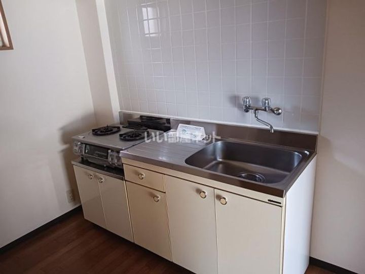 N3(エヌスリー)のキッチン