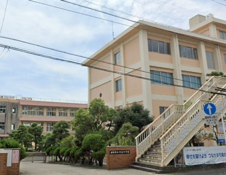 バルビゾン東若林の周辺