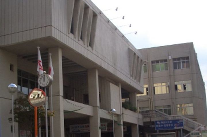 イースト中山の周辺