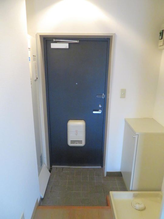 ツインホタルノIIの玄関