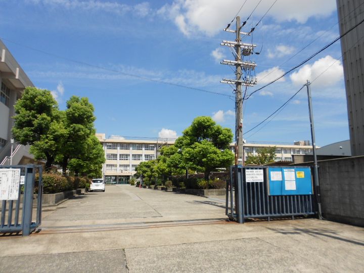 三福ビルの周辺