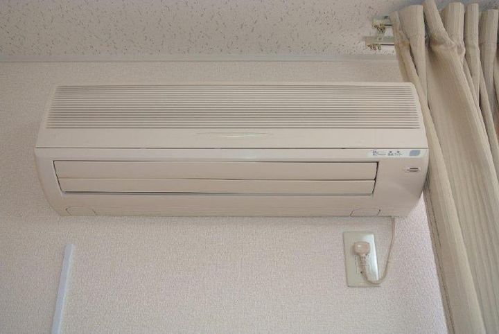 レオパレステルサの内装