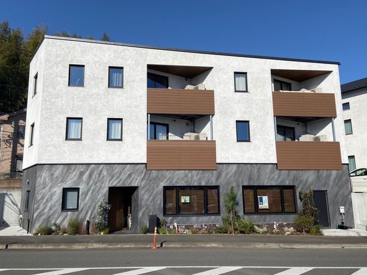 レウニールの外観