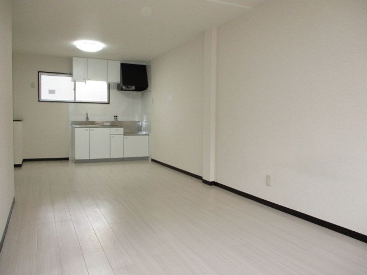 平井マンションの居間