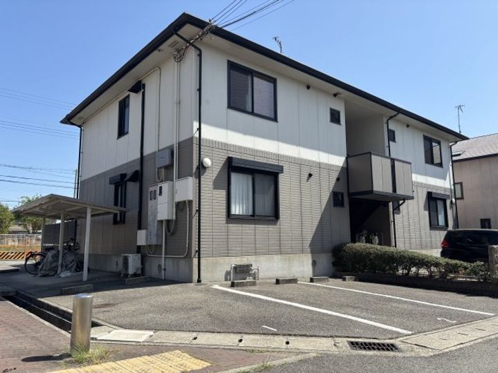グランディールNKT 2棟の外観