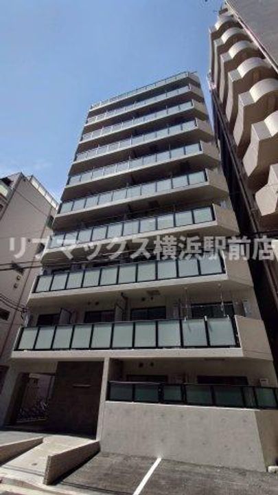 クレヴィスタ阪東橋の外観