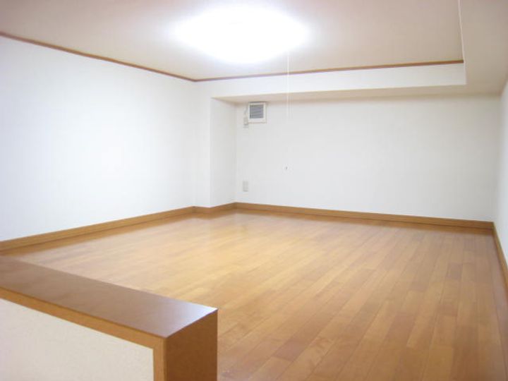 シャローム八乙女の内装