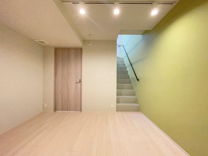 東京都世田谷区上北沢5(マンション)の賃貸物件の居間