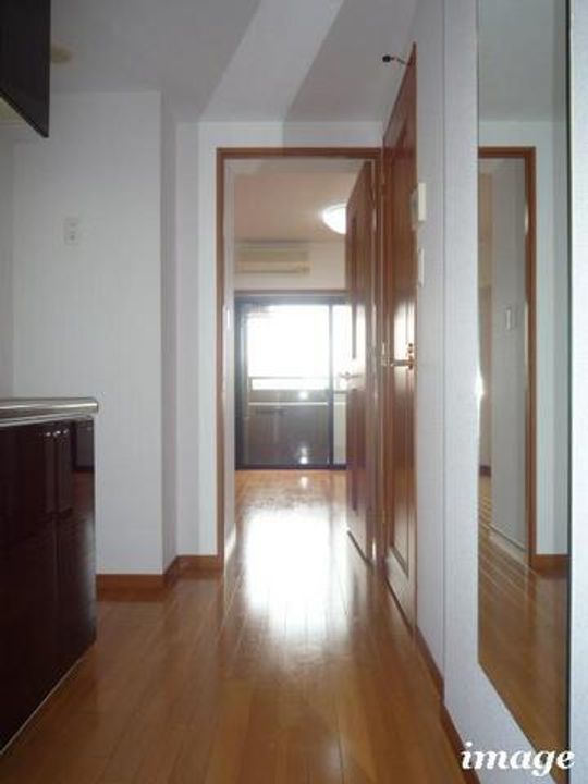 グランド・ガーラ横浜伊勢佐木町の玄関