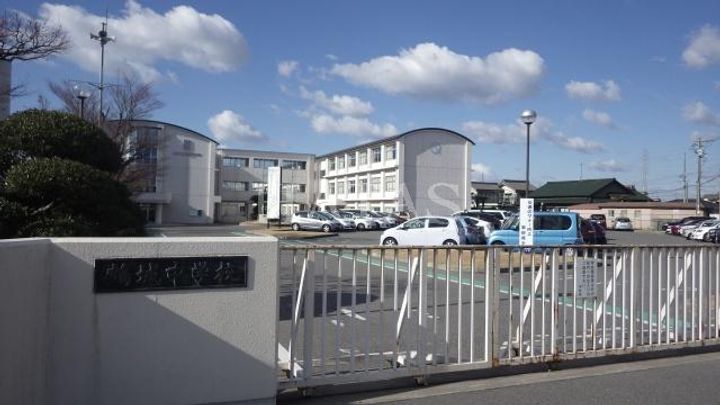セジュール戸ケ崎の周辺