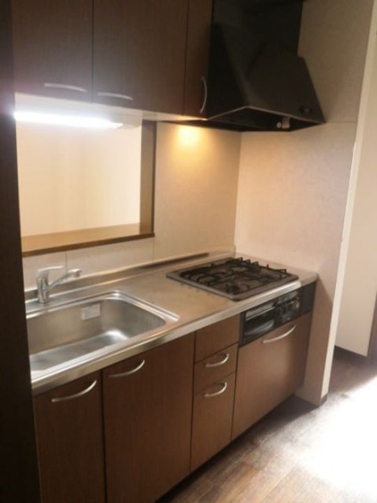 ルミエール龍野 B棟のキッチン