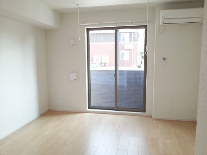 愛知県清須市西枇杷島町古城1(アパート)の賃貸物件の居間