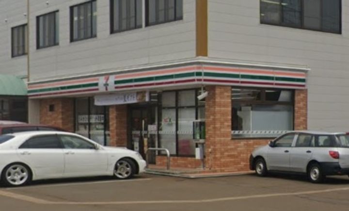 ロイヤルタウン寺町 参番館の周辺