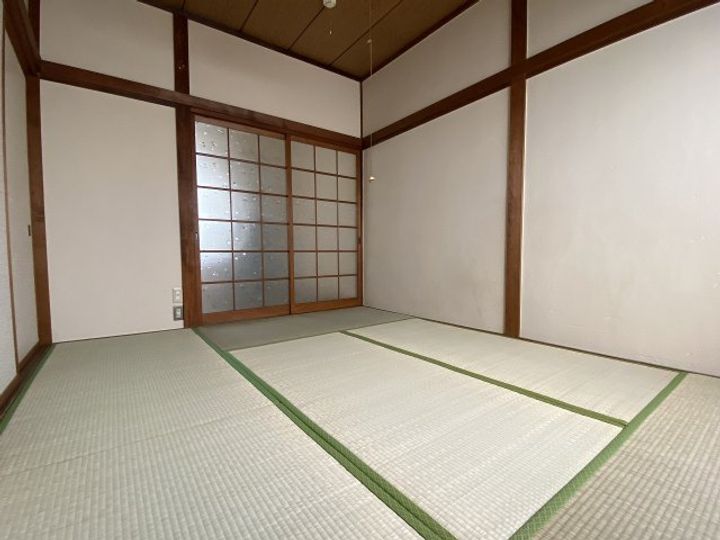 東京都北区志茂2(アパート)の賃貸物件の居間