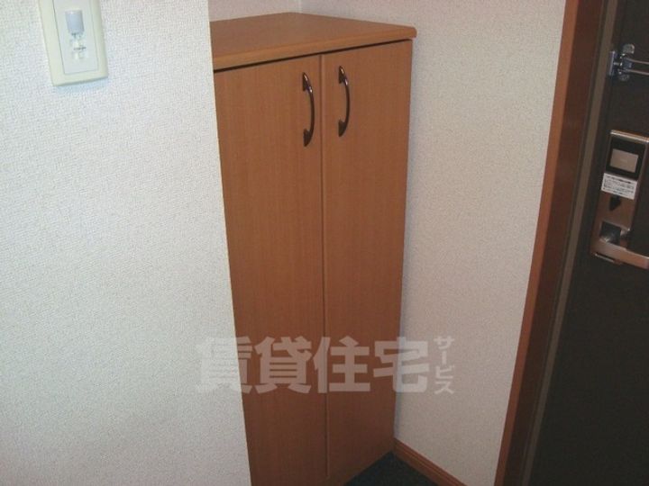 愛知県名古屋市緑区東神の倉2(アパート)の賃貸物件の玄関