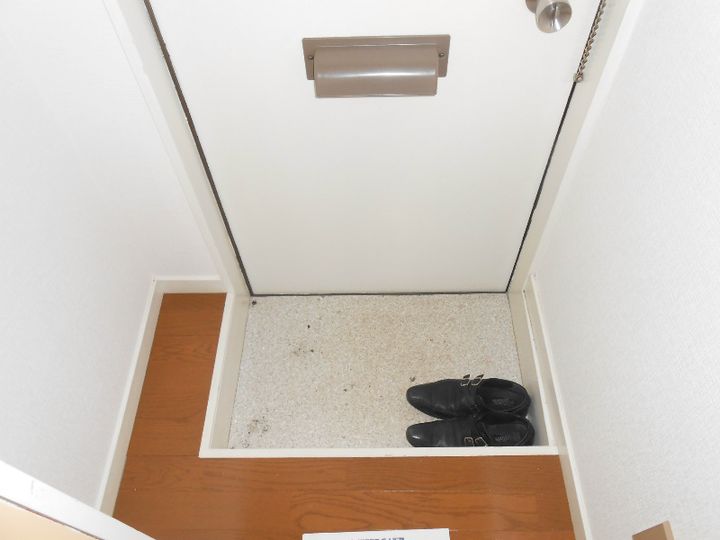神奈川県横浜市港北区高田東3(アパート)の賃貸物件の玄関