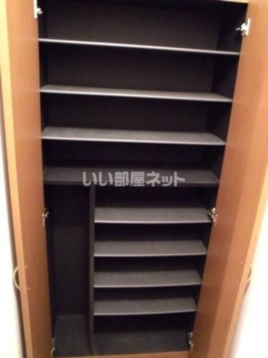 栃木県宇都宮市上横田町(アパート)の賃貸物件の玄関