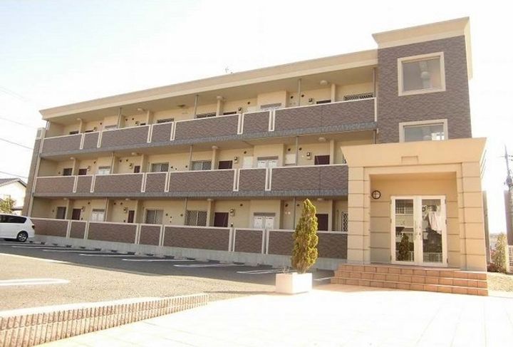 エテルノ・グランデ参番館の外観