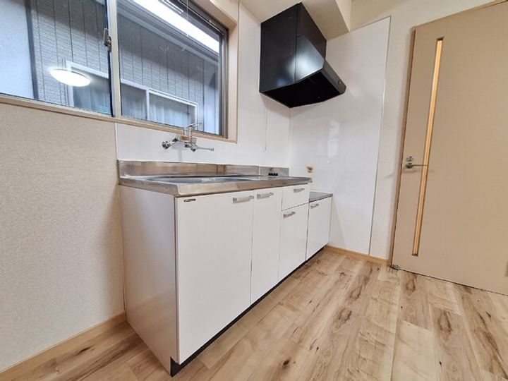 新潟県新潟市東区東中島4(一戸建)の賃貸物件のキッチン