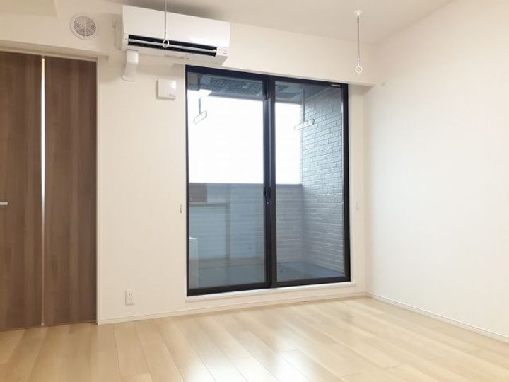 リーフレットIIの居間