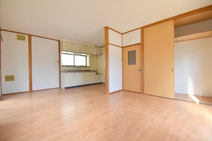 広島県広島市安佐南区大町東1(一戸建)の賃貸物件の居間