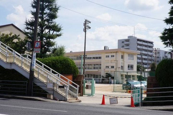 広島県広島市安佐南区大町東1(一戸建)の賃貸物件の周辺