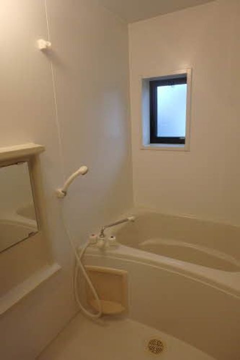 新潟県上越市東雲町2(アパート)の賃貸物件の風呂