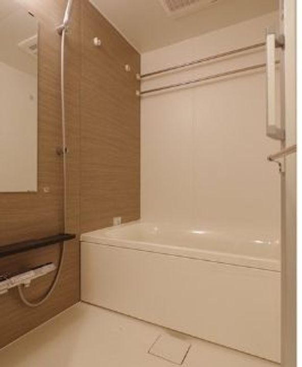 コンフォリア本駒込一丁目の風呂