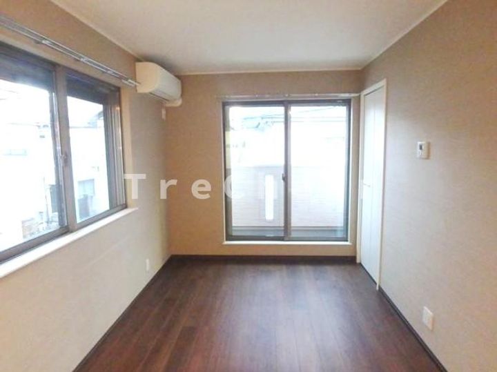 オリナス椎名町の居間