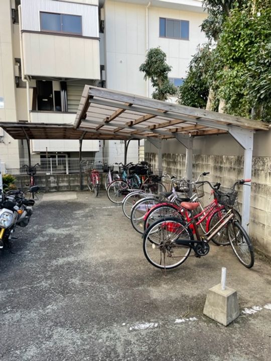 栖雅(せいが)アパートの地図