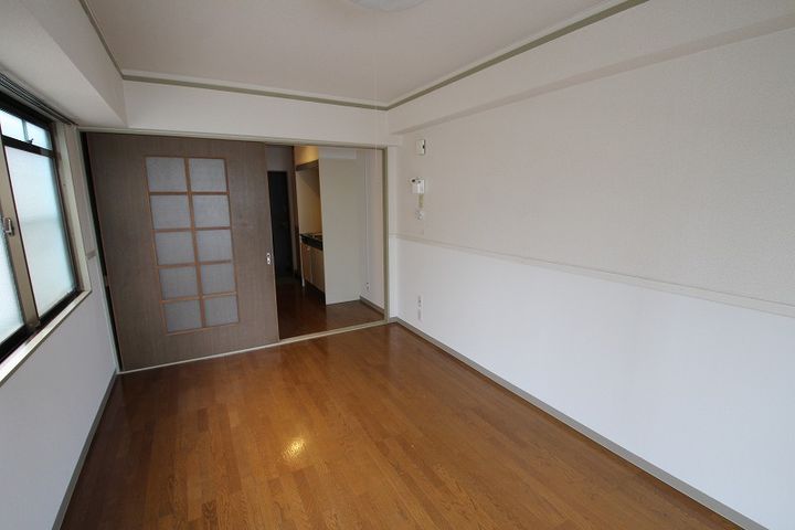 シャスタハシモト3番館の居間