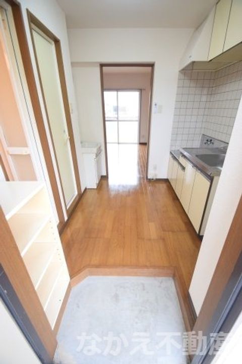 徳島県阿南市那賀川町赤池(マンション)の賃貸物件の玄関