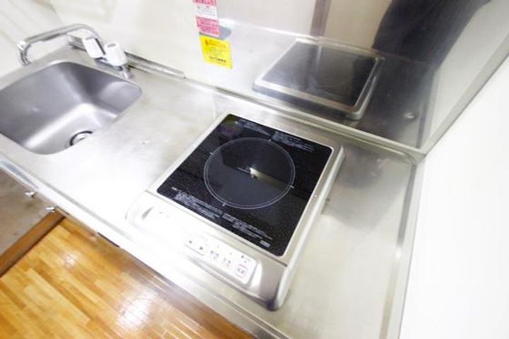 第三落海ビルのキッチン