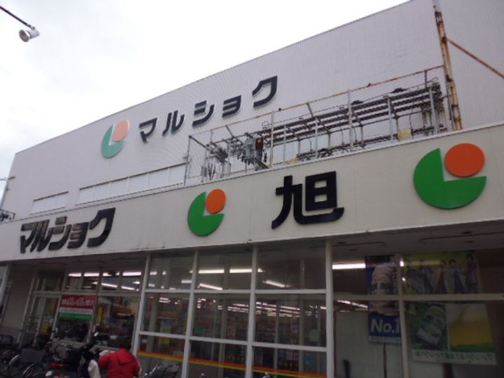 第三落海ビルの周辺