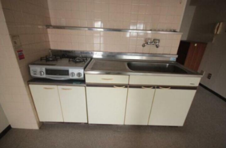 サニークレスト三田のキッチン