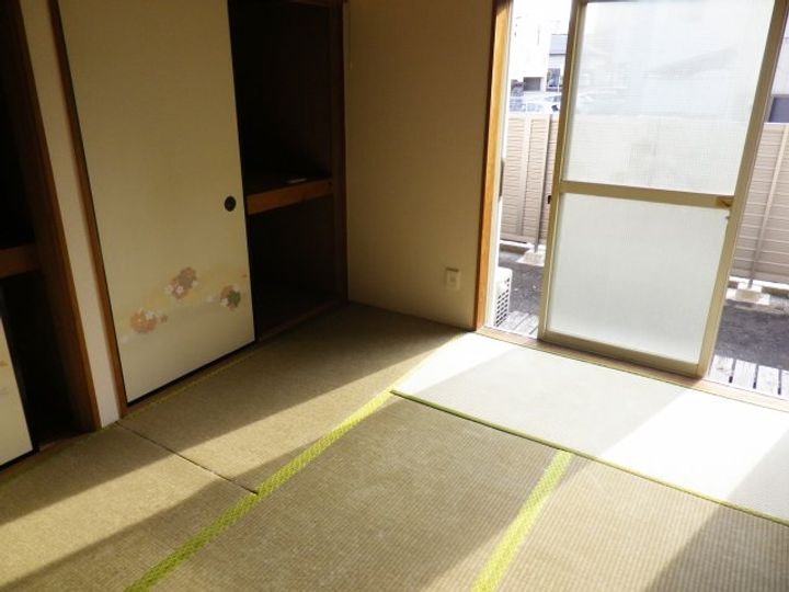 今橋コーポIIの居間