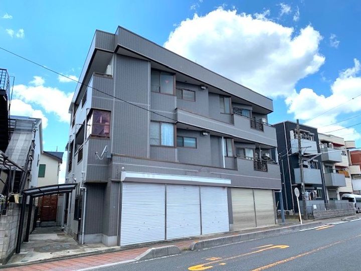 サンコート戸田 (3方向角・宅配ボックス・テレビモニター付き)の外観
