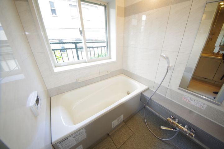 三田ガーデンハウスの風呂