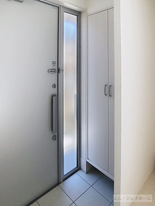 滋賀県米原市高溝(一戸建)の賃貸物件の玄関