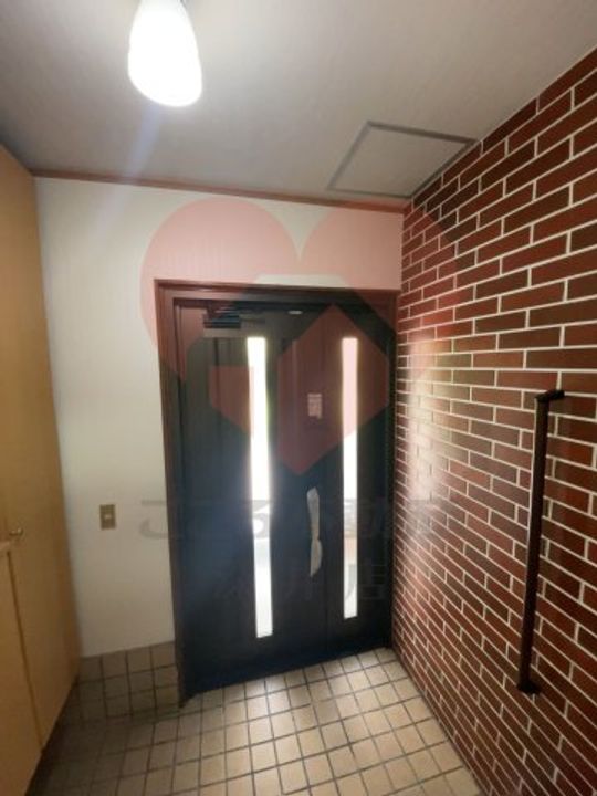 大阪府高石市千代田4(一戸建)の賃貸物件の玄関