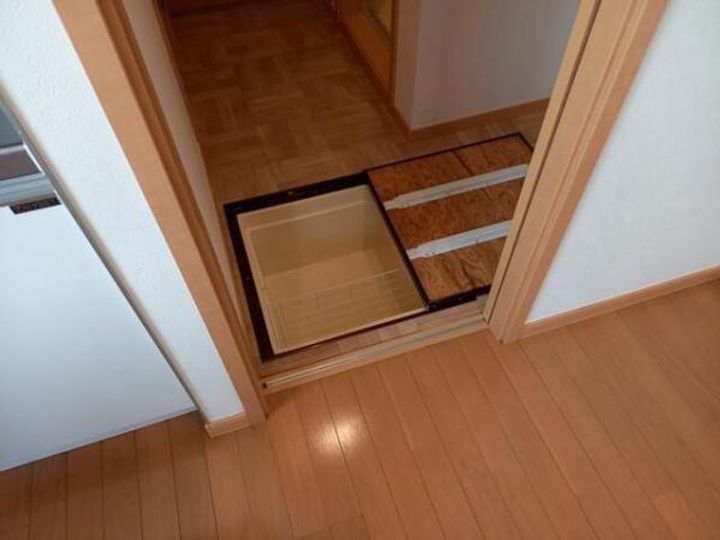 神奈川県横浜市神奈川区西神奈川2(アパート)の賃貸物件の内装