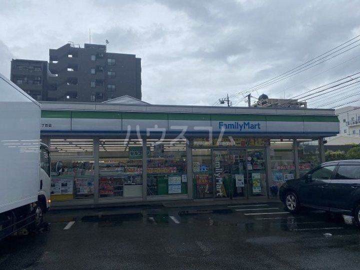 アウローラの周辺