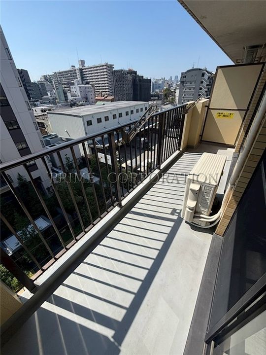 ジュネスの内装