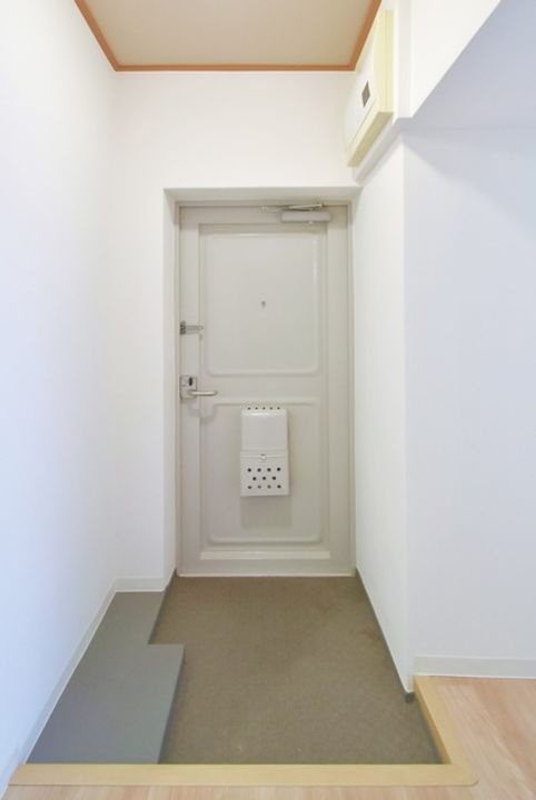 UR中登美第三の玄関