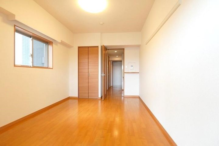 グランドコート親水公園の居間