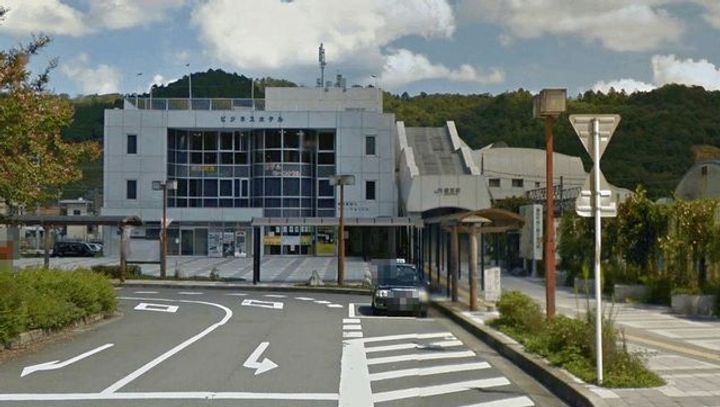 ラフレシール野口の周辺